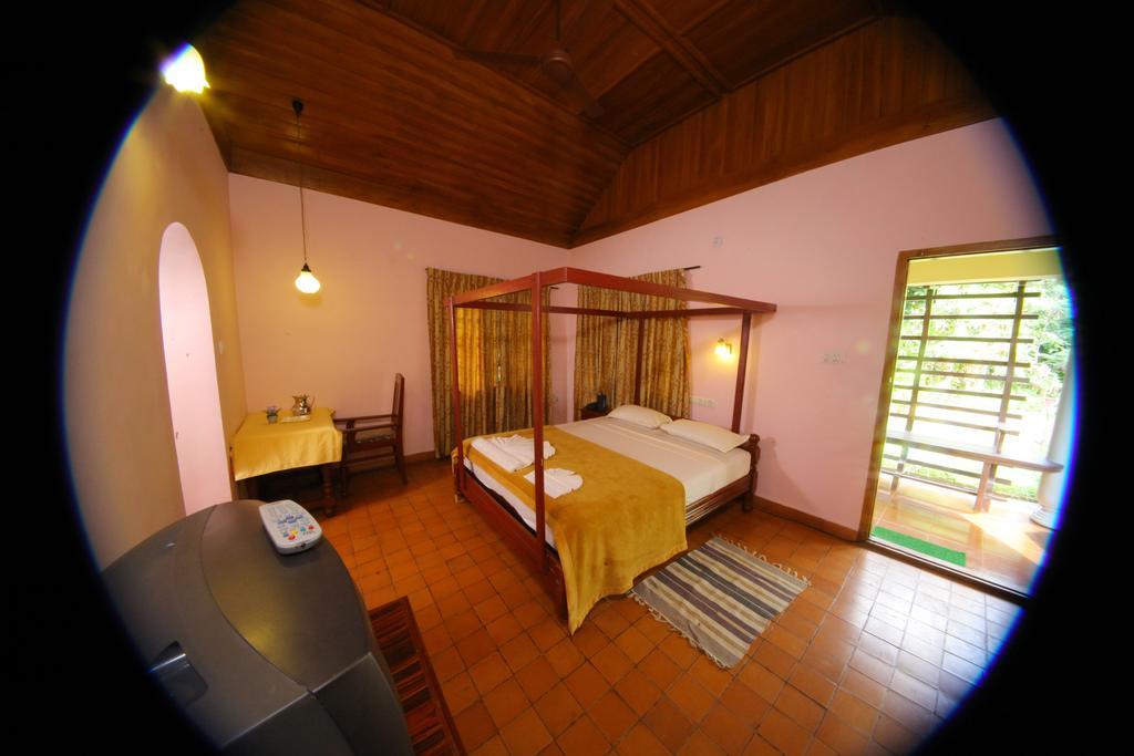 Athreya Ayureveda Centre Hotell Kottayam Rom bilde