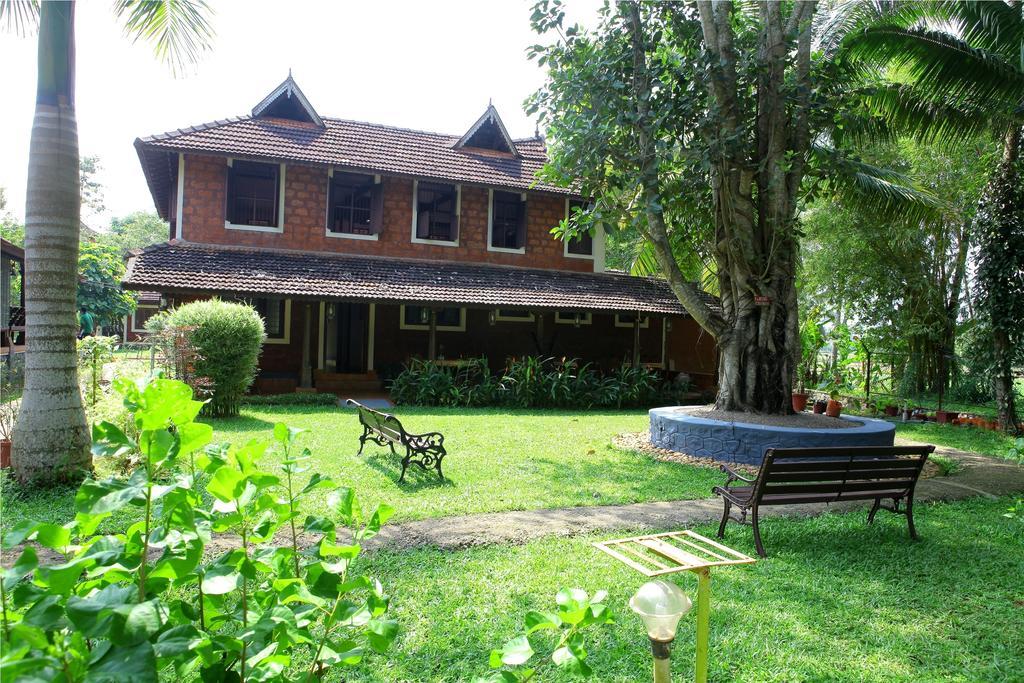 Athreya Ayureveda Centre Hotell Kottayam Eksteriør bilde
